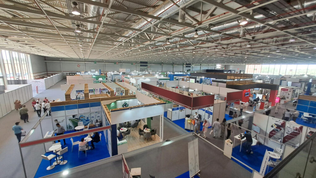 Service exposants externalisé : pourquoi faire appel à un prestataire spécialisé ?